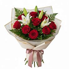 Букет цветов из:  Лилии и Розы в Зернограде