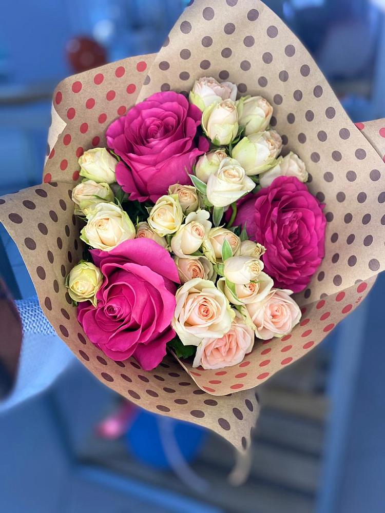 Букет цветов из: Розы в Зернограде