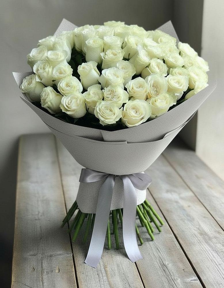 Букет 35 Белых роз в Зернограде