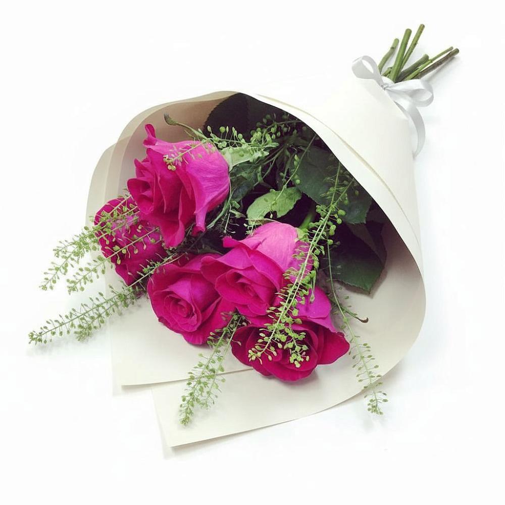 Букет цветов из: Розы в Зернограде