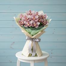 Букет цветов из:  Орхидеи и Розы #REPLACE_PRED# Зернограде