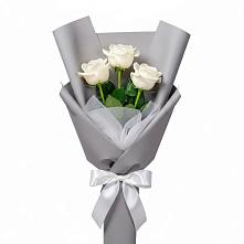 Букет 3 белые розы в Зернограде