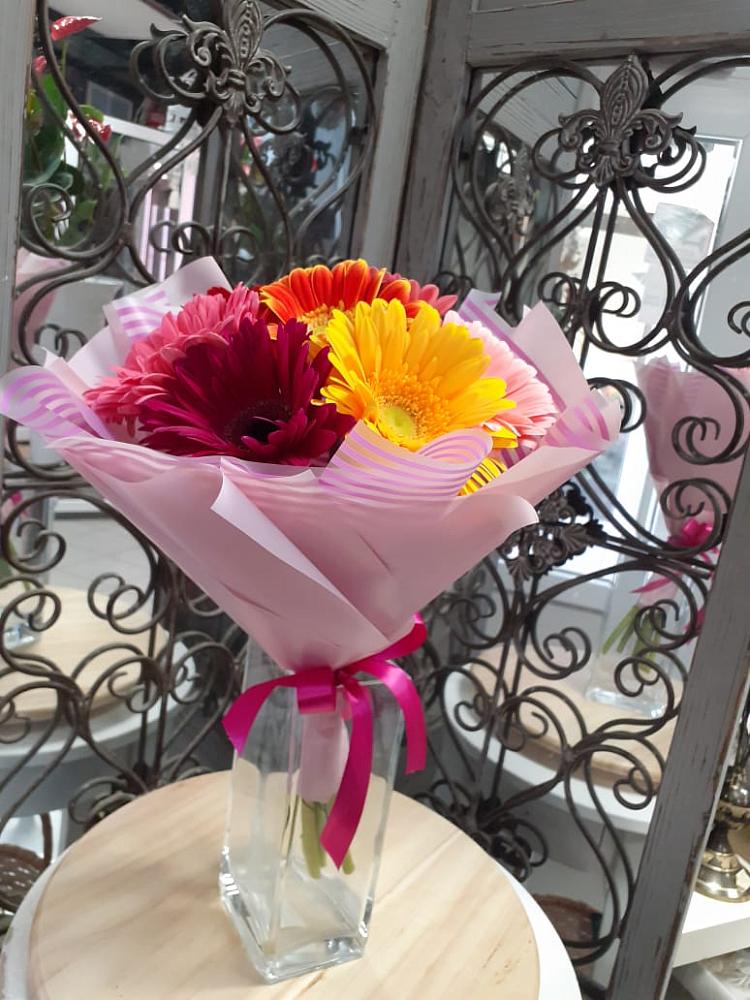 Букет цветов из: Герберы в Зернограде