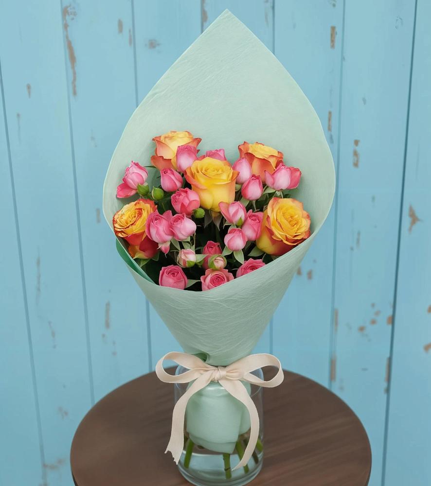 Букет цветов из: Розы в Зернограде