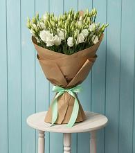 Букет цветов из:  Лизиантусы в Зернограде