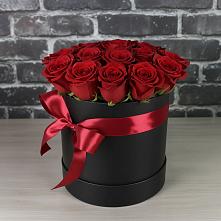 Цветочная композиция из Розы в шляпной коробке в Зернограде