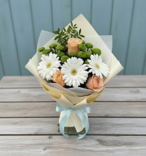 Букет цветов из:  Герберы, Розы и Хризантемы в Зернограде