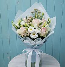 Букет цветов из:  Розы и Лизиантусы #REPLACE_PRED# Зернограде