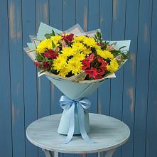 Букет цветов из:  Альстромерии и Хризантемы в Зернограде