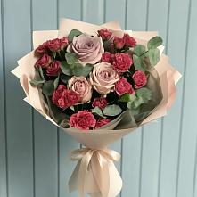 Букет цветов из:  Гвоздики и Розы в Зернограде
