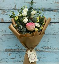 Букет цветов из:  Розы и Лизиантусы #REPLACE_PRED# Зернограде